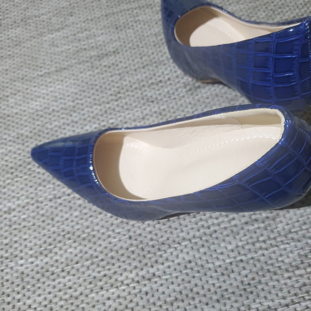 Blue Heels - Picture 9 of 9